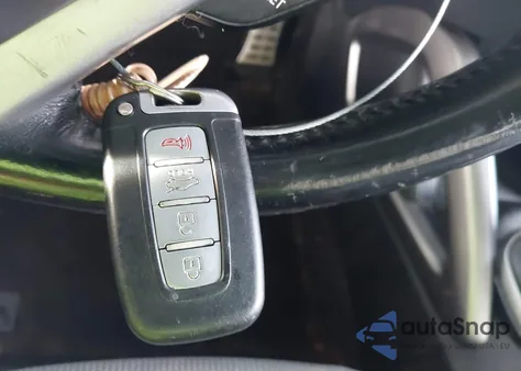 2013 Hyundai Veloster Base W/Black from USA, damaged, VIN KMHTC6AD2DU179323